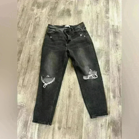 VERVET BY FLYING MONKEY Denim - Size 32 black Vervet black jeans with intentional distressing (ankle style)